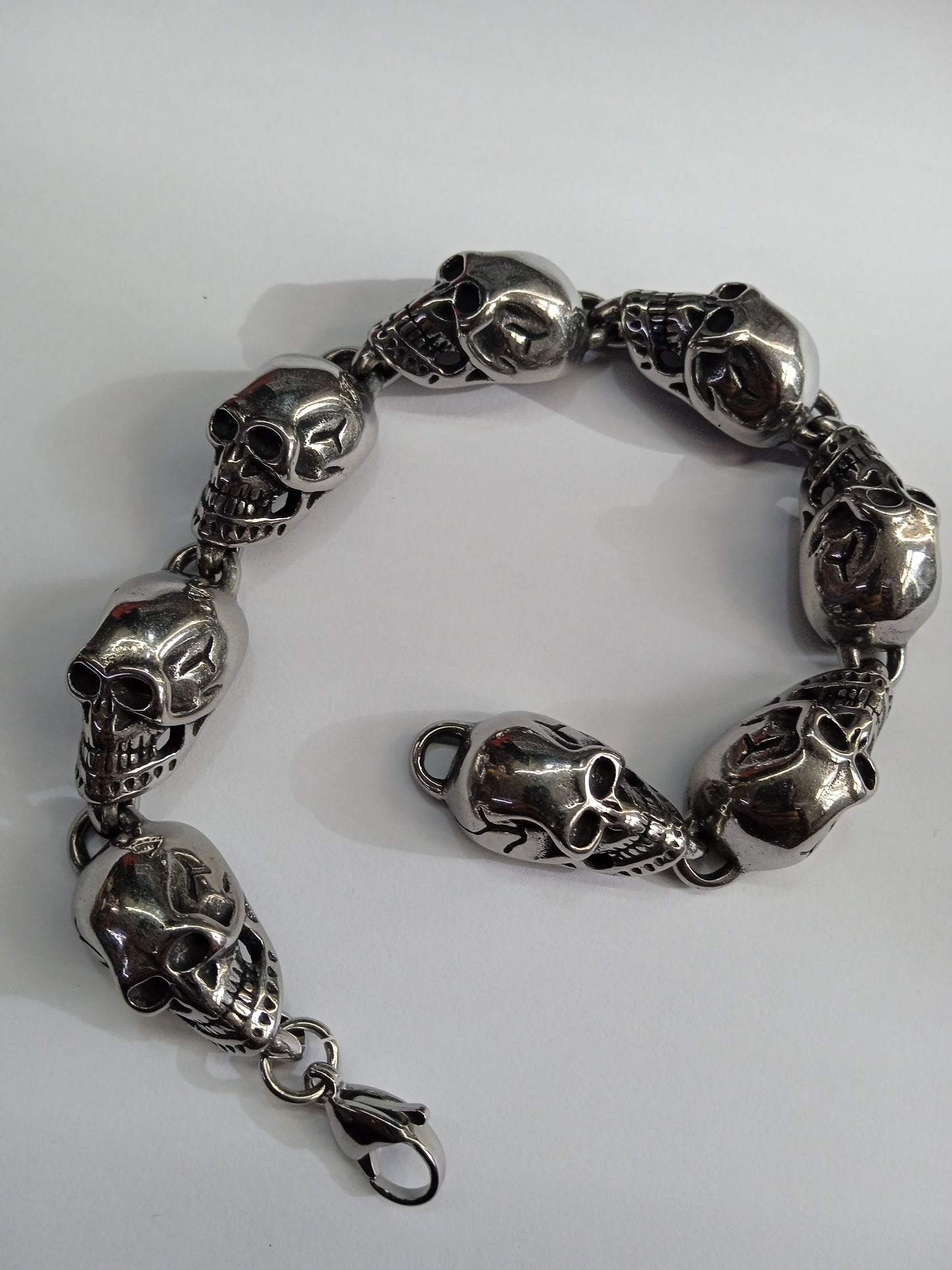 Pulseira 8 Caveiras