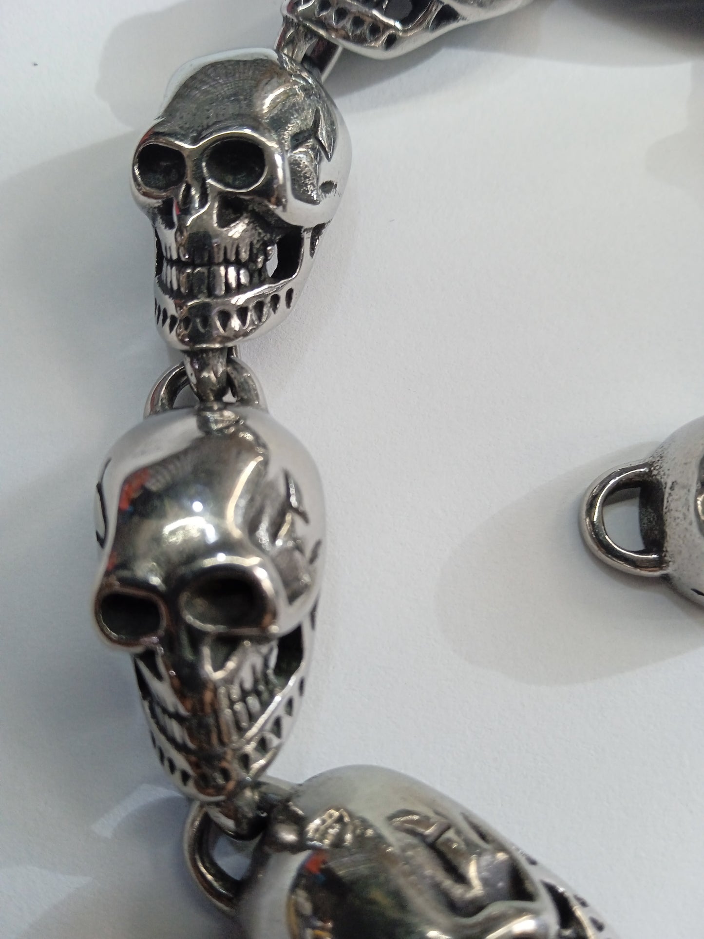 Pulseira 8 Caveiras